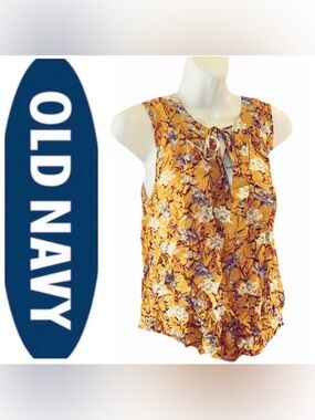 Old Navy Golden Yellow Floral Top 💛🩶🌻🌹
